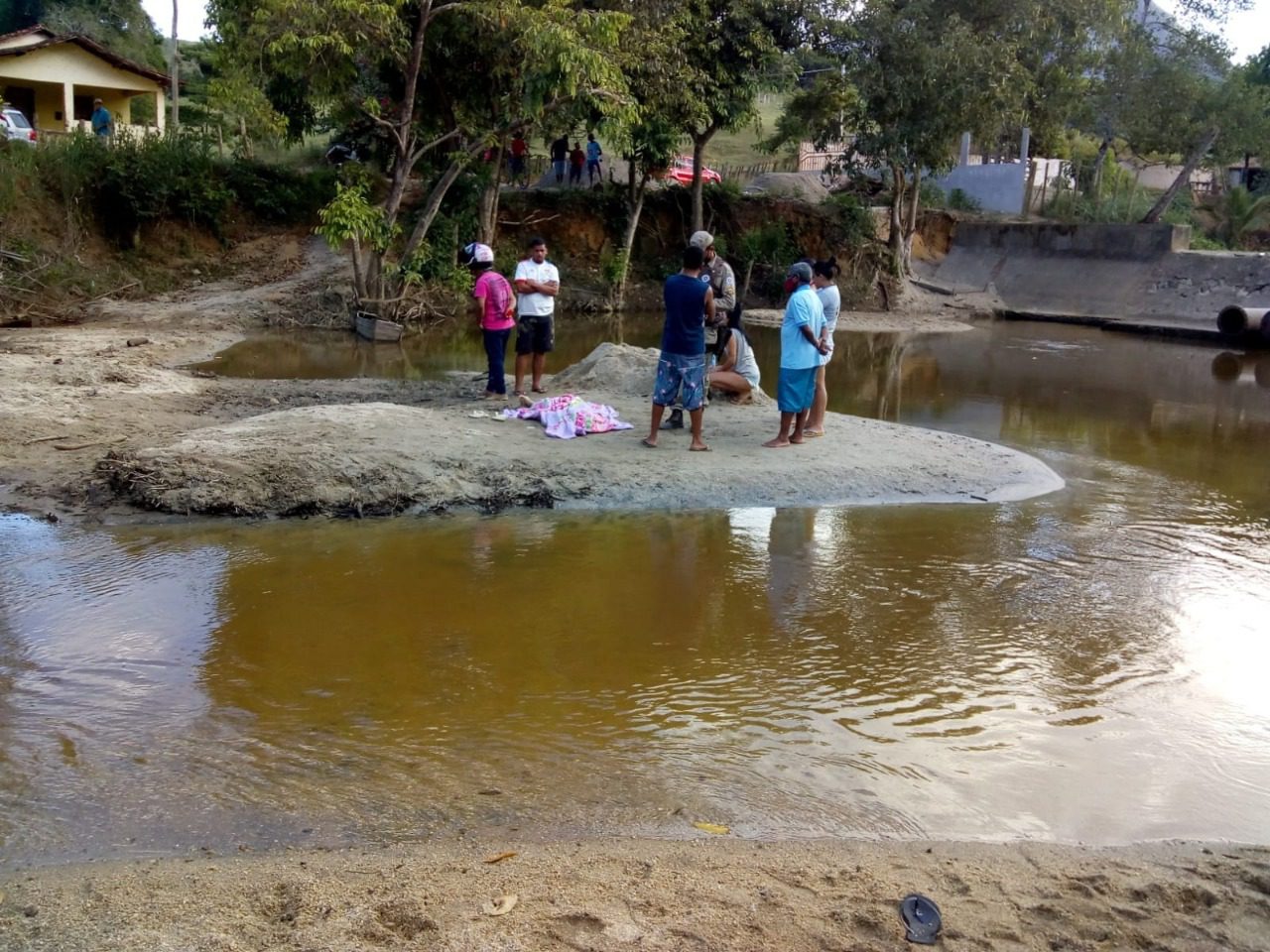 Jovem De 14 Anos Morre Afogado Ao Nadar Amigos Em Represa Perto De